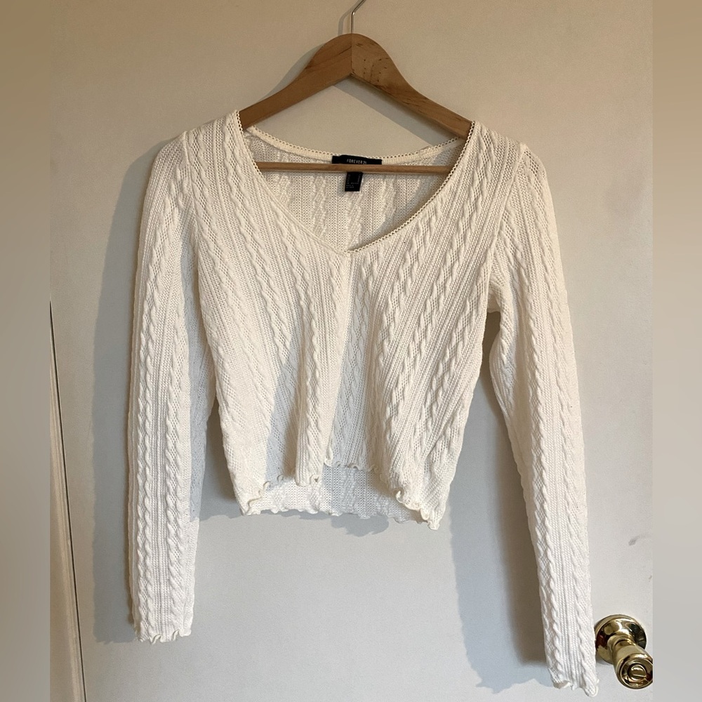 Forever 21 cute white sweater